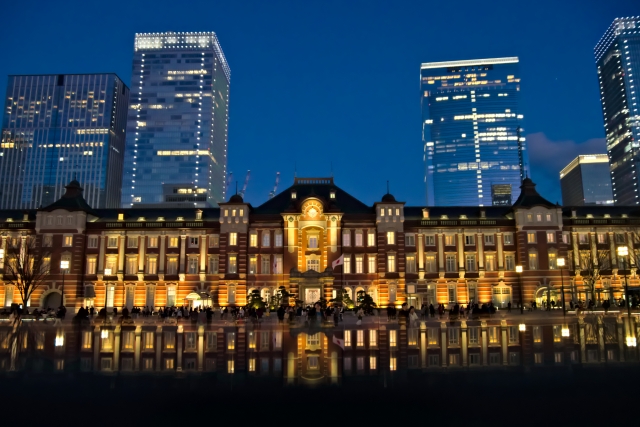 東京駅(東京)